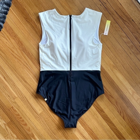 NWT Summersalt Surf One-Piece Colorblock Muscle T Bathing Suit sold out size 16 - Picture 9 of 13